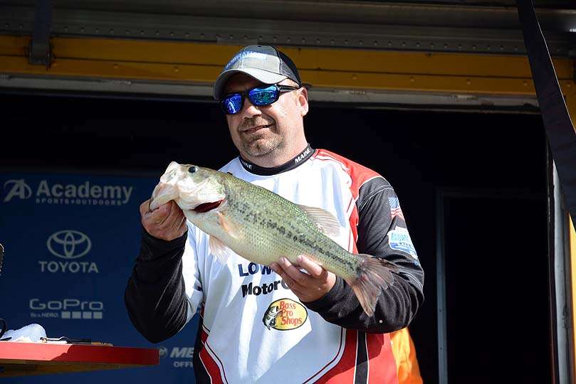 Maine non-boater Chris Brewer is eighth with 15-12. 