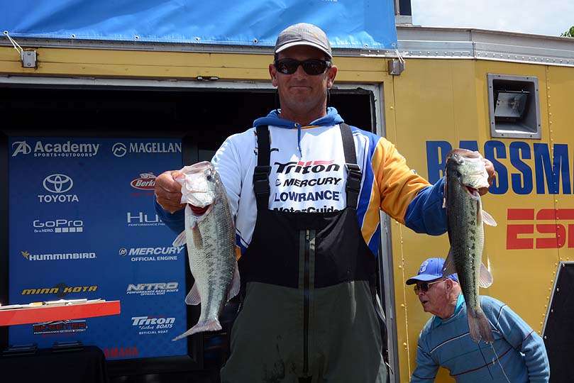 Greg Alexander of Maryland with a catch putting him in seventh place. 