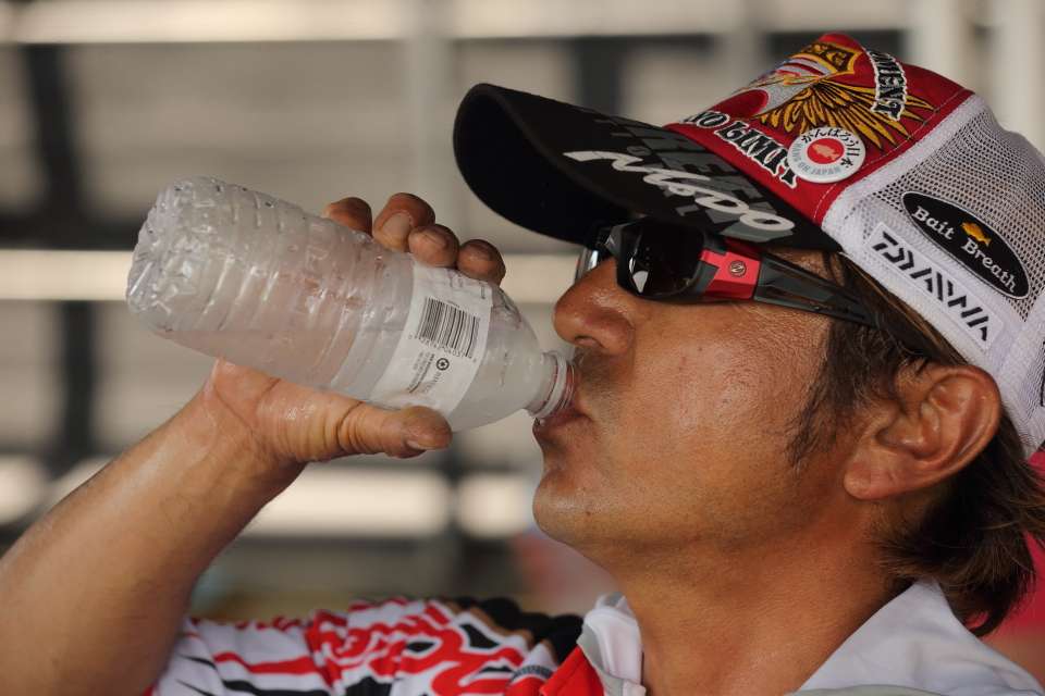 Morizo Shimizu stays hydrated. 