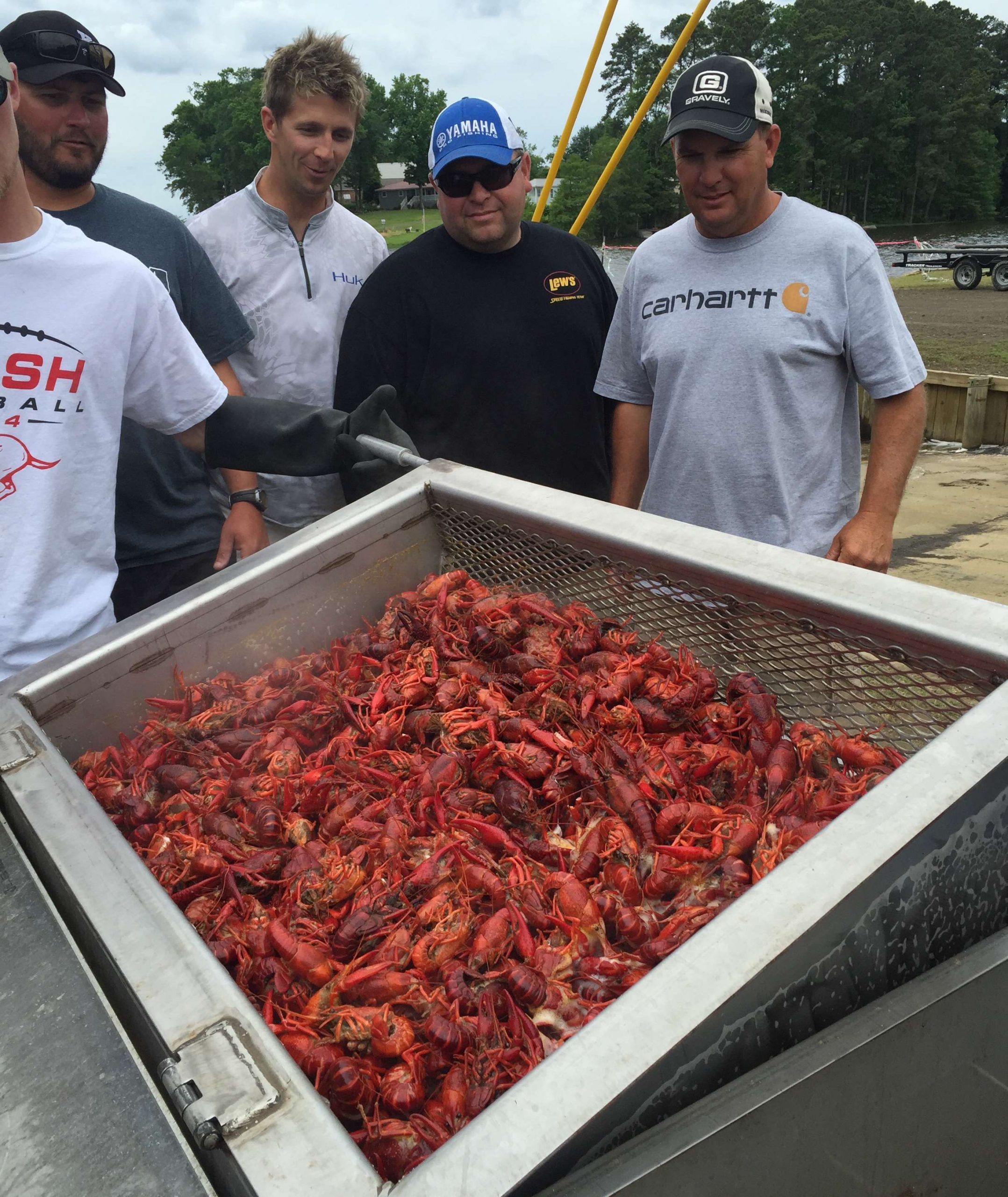 Before starting practice for this weekâs A.R.E. Truck Caps Bassmaster Elite at Toledo Bend, the pros and their families were invited to enjoy a crawfish bonanza with Louisiana angler Dennis Tietje.