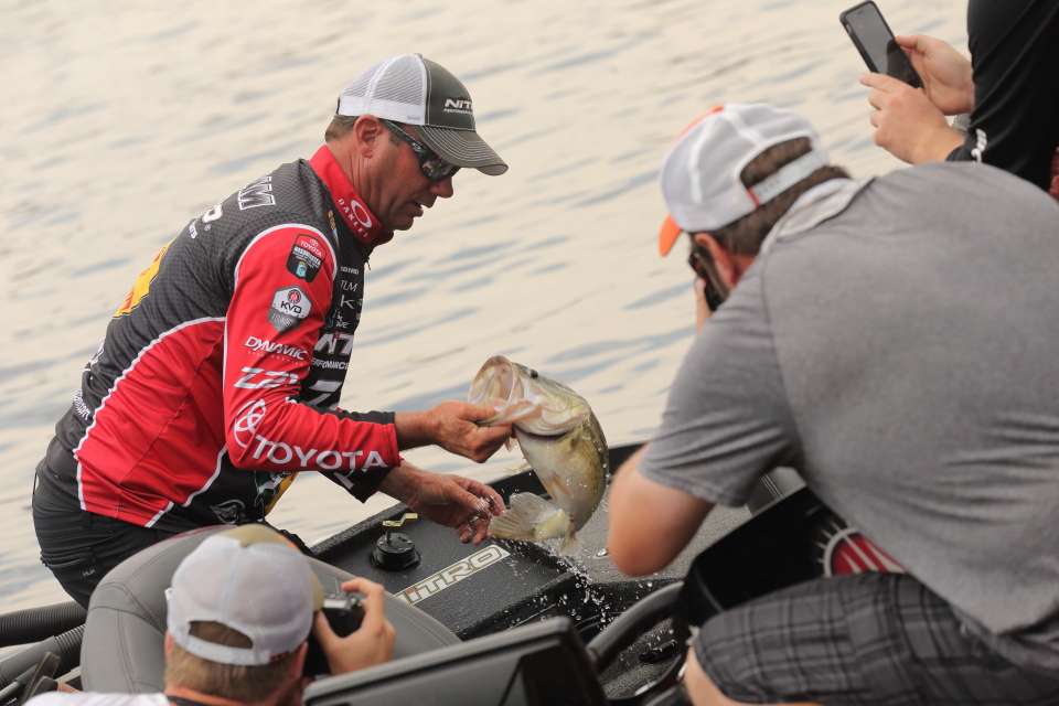 Kevin VanDam had another good day.