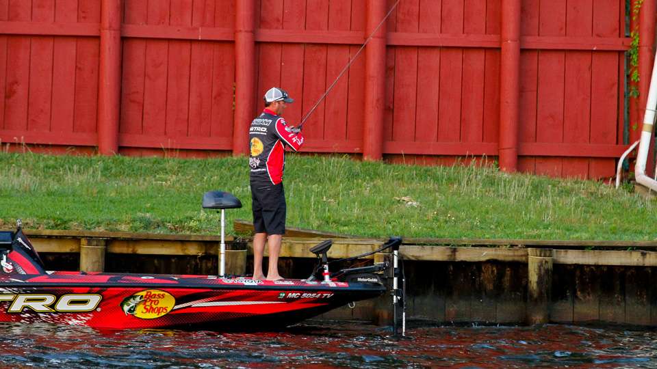Kevin VanDam started Day Three of the A.R.E. Truck Caps Bassmaster Elite at Toledo Bend with 50 pounds. 