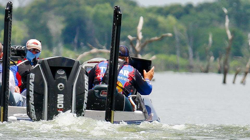 In the afternoon we caught up with 2015 FLW Angler of the Year, Scott Martin.