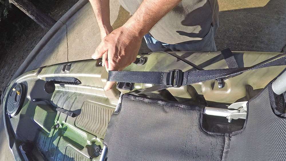 This strap easily adjusts the seat back, forward or backwards. 