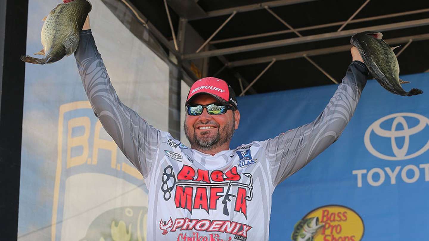 Hackney thought his primary area surely would have been discovered by others, but the only other anglers he saw nearby were fishing docks. He took the lead on Day 2 with a 23-pound bag, was one short of a limit on Saturday and closed out the event with a 23-15 stringer.