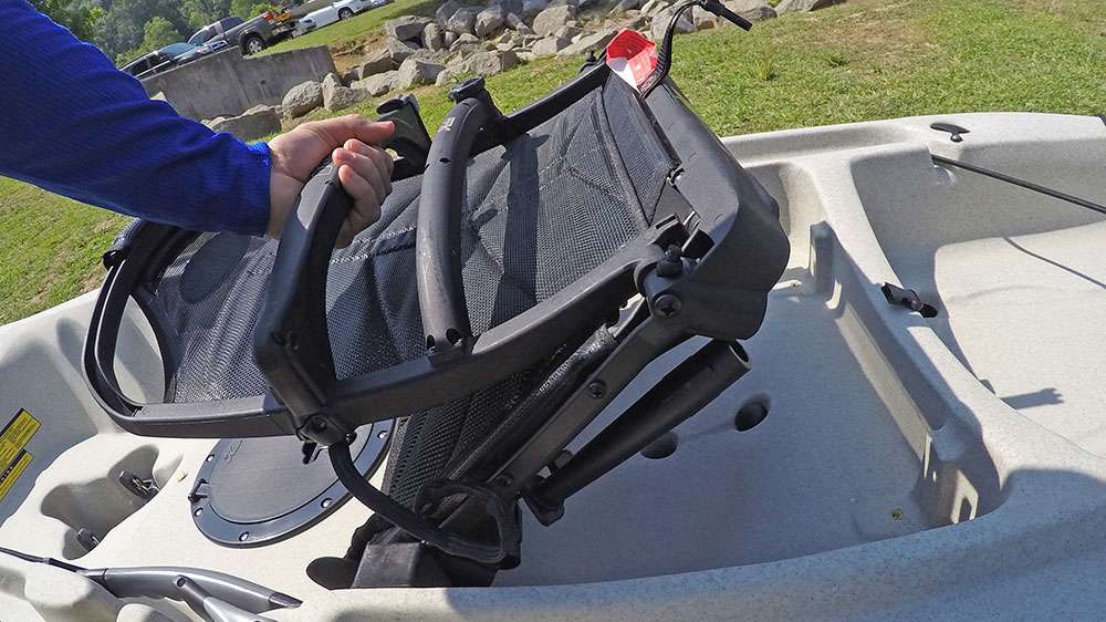 Unsnap it and the seat comes right out. This is super handy if you decide to thoroughly clean out the kayak or even remove it for a stand-up trip. 