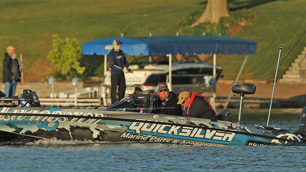 Jacob Powroznik started the day in second place in the Busch Beer Bassmaster Elite at Cayuga. He also started on a stretch of bank that included several other anglers, including Ott DeFoe (background) along with Jonathon VanDam and Chad Pipkens. It didn't take him long to search for less-crowded water.
