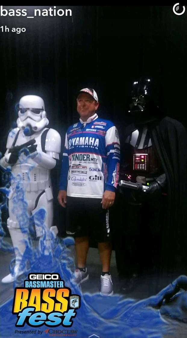 Dean Rojas hangs out with Darth Vadar on the bass_nation Snapchat story.