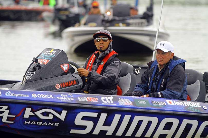 Ken Iyobe, another Bassmaster Elite pro, is one of the last boats to leave the dock. 