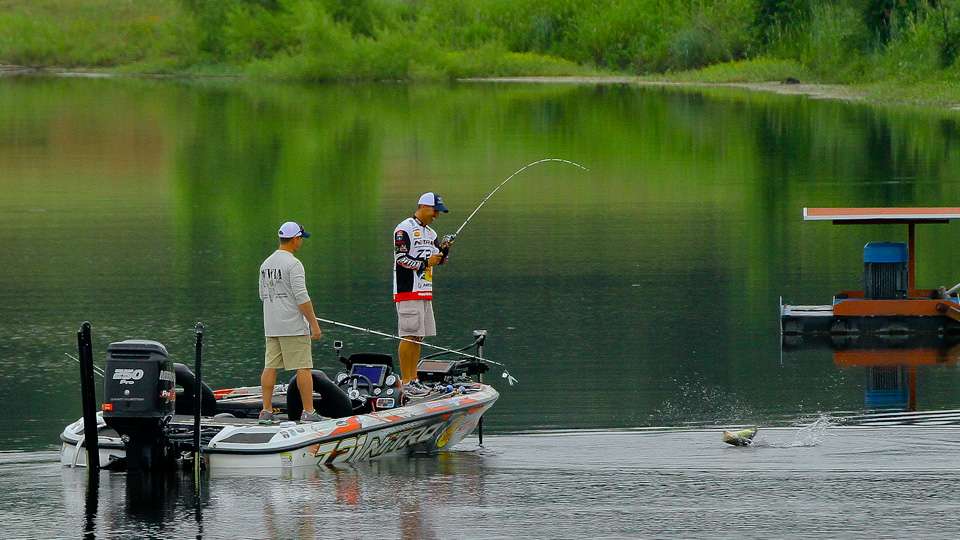 Follow along with more fish catching action on Optima Lake, with the team of Edwin Evers and Levi Crawford. 