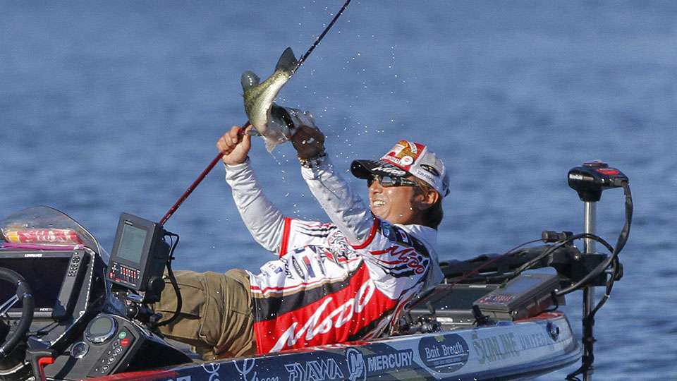Shimizu brings it over the rub rail and into the boat. In a matter of 30 minutes he launched and landed a limit of bass.