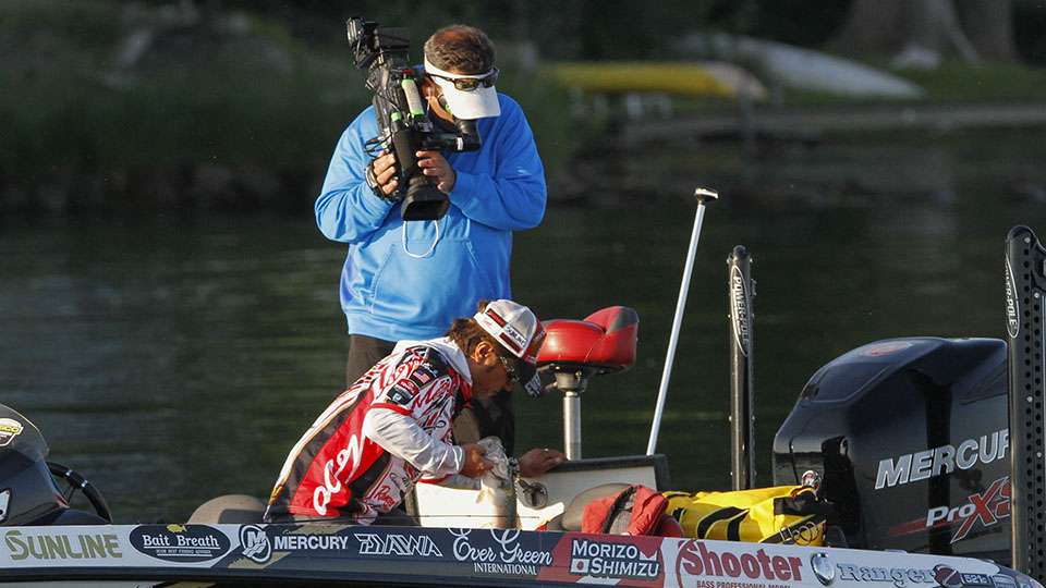 It's a solid start, but Shimizu knows he wants to get rid of all those fish if he wants to stay in contention.