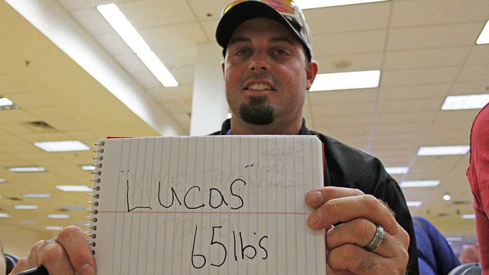 Shawn Best of Fulton, N.Y., went with Justin Lucas to win with 65 pounds.