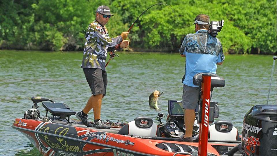 <b>3. Brett Hite, 69-11</b><br> When the bladed jig bite is hot you can expect success from Brett Hite. For another strong Top 12 finish he matched up a pair of self-designed lures. Those were an Evergreen Jack Hammer bladed jig with a 4-inch Gary Yamamoto Custom Baits Zako. Depending on depth of the grass he alternated between ounce sizes of 1/2, 3/8 and 3/4. 