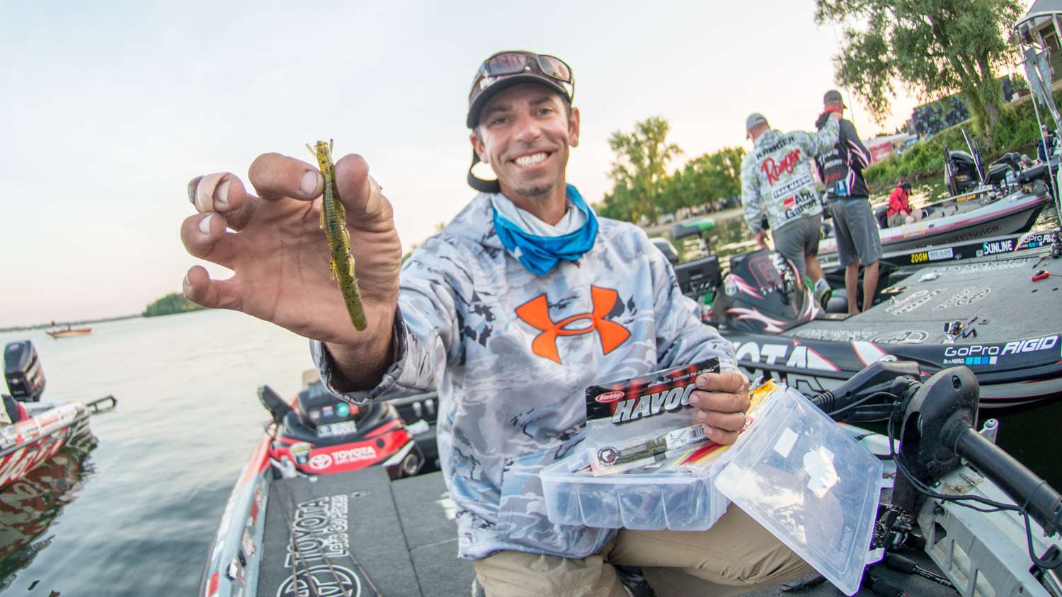 <b>11. Mike Iaconelli, 67-8</b><br> Mike Iaconelli relied on a selection of self-designed Berkley Havoc soft plastics. He alternated between a Texas-rigged Devil Spear and Back Slide, depending on the wind-driven bite conditions.  <p> âI fished the bulkier Devil Spear in the wind but they wouldnât touch it in calm conditions,â he said. The changeup from a reaction to finesse bite influenced the weight and profile of the lure. Casting targets were sandy spots and openings in the grass with evidence of spawning activity. 