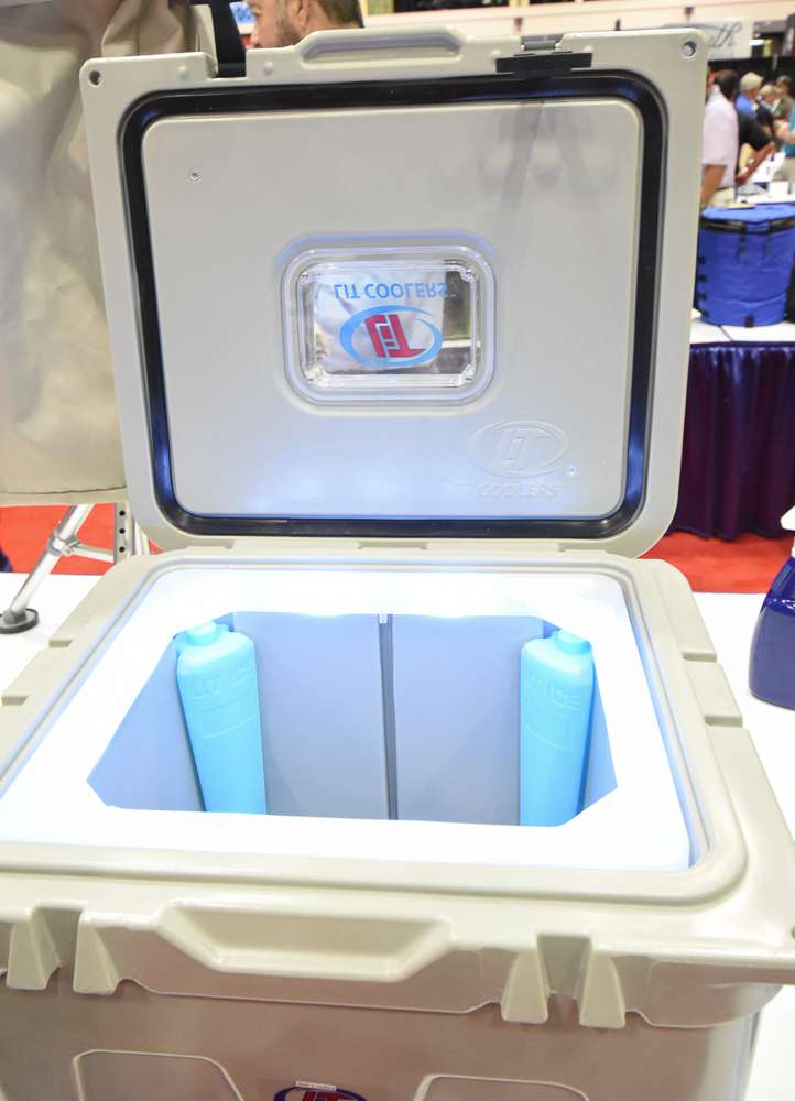 This Halo cooler features 