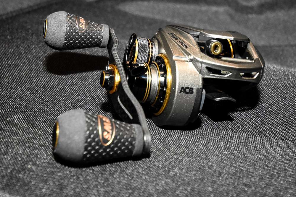 <h4>Best of Show - Freshwater Reel</h4>
<p><i>Lew's</i><br>
<b>Custom Pro</b><br>
<p>The Team Lew's Custom Pro reel retails for $259. It took Best of Show in the freshwater reel category.