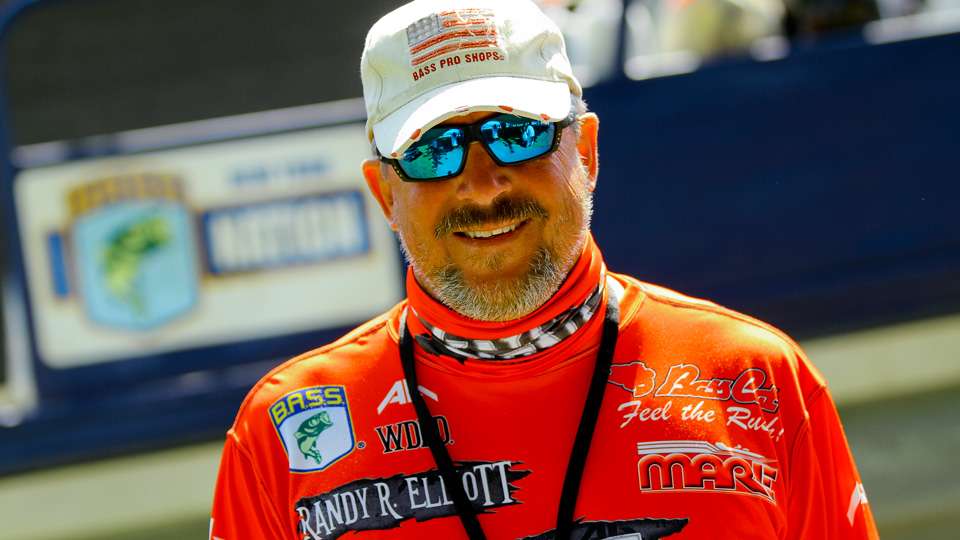 This is Elliott's first time to lead a Bassmaster event, and that put a big smile on his face. 