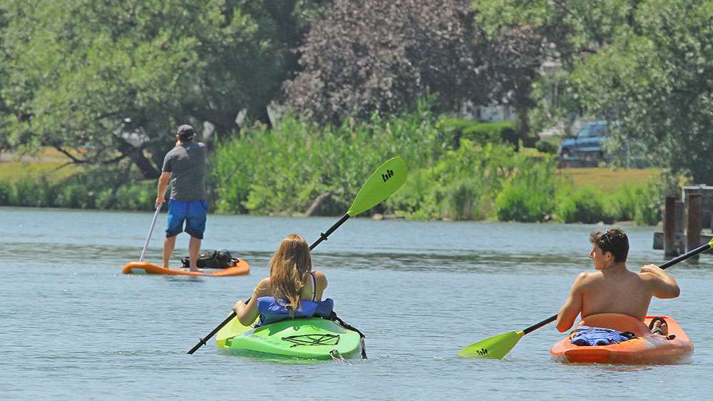 On Tonawanda Creek, it felt like we were experiencing a summer weekend - there were lots of folks on the water for a Wednesday. Up north, folks take advantage of a beautiful summer day, even in the middle of the week.   