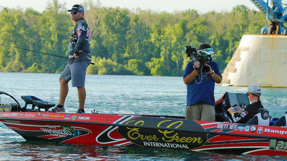 Check out images from Brett Hite's Day 3 on the Niagara River.
