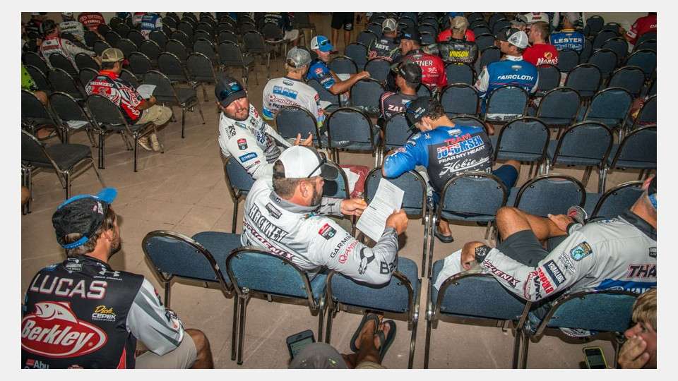 Justin Lucas sits in the back of the angler meeting on the eve of the Bassmaster Elite at Potomac River presented Econo Lodge, sizing up the field. He most surely had to be thinking to himself, âI got this.â 