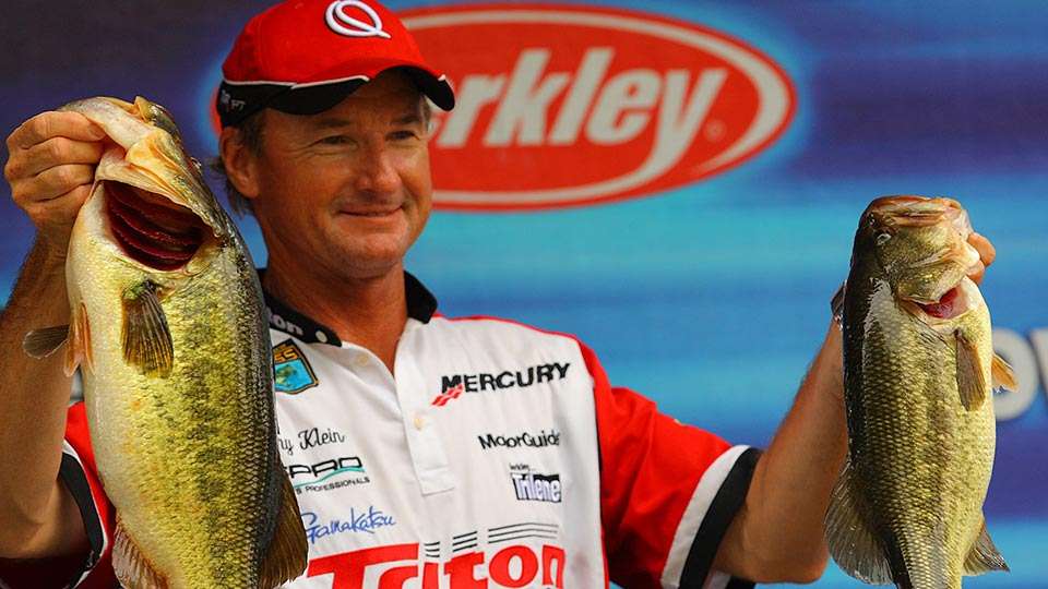 The fishery can produce some big northern strain largemouth. Gary Klein was proud of his 8-pound, 2-ounce lunker on Day 1 of the last Elite event here in 2007. 