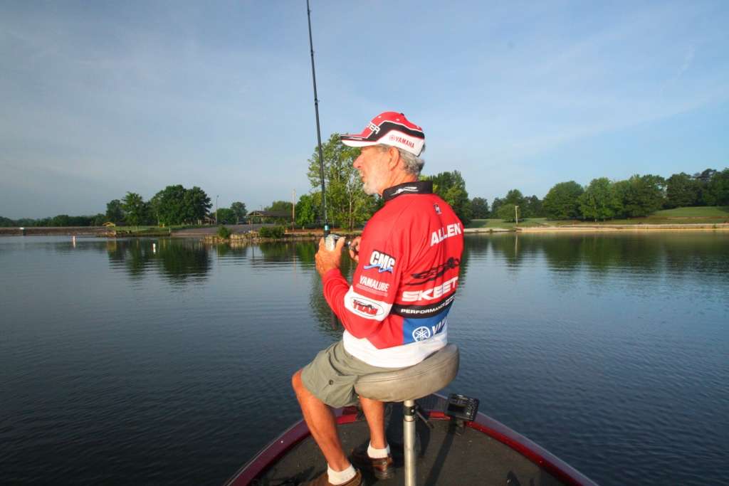 Day on the Lake spends a day on the water with angler Harold Allen. Allen is a pro angler that earned an invitation to the Bassmaster Classic 15 times between 1977 and 2004.
<p>
<b>6:37 a.m.</b> Allen makes his first casts of the day to a rocky point with a plastic worm, his favorite artificial.