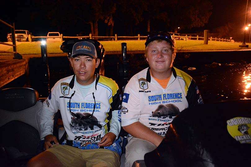  James Gibbons and Tommy Floyd, of South Florence High School in South Carolina, are 8thhh place with 30-11.