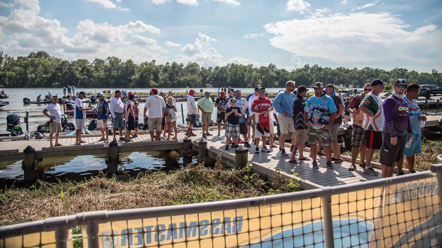The bag line gets longer as more anglers come to the dock. 
