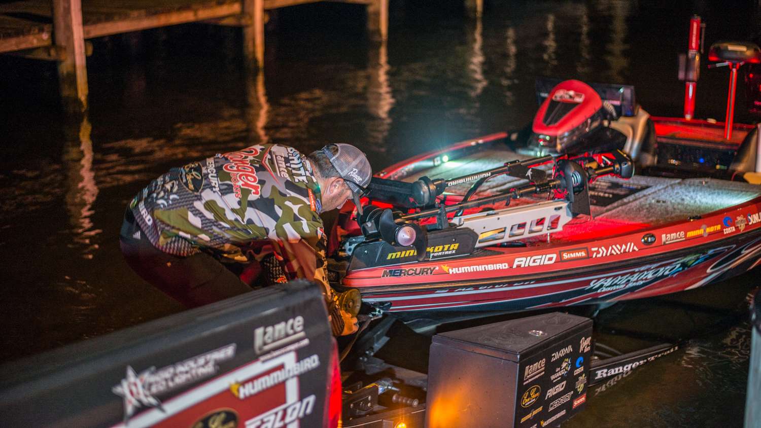 The Top 12 get ready to head out on the final day of the Bassmaster Elite at Potomac River presented by Econo Lodge. Here Brett Hite releases his boat. 