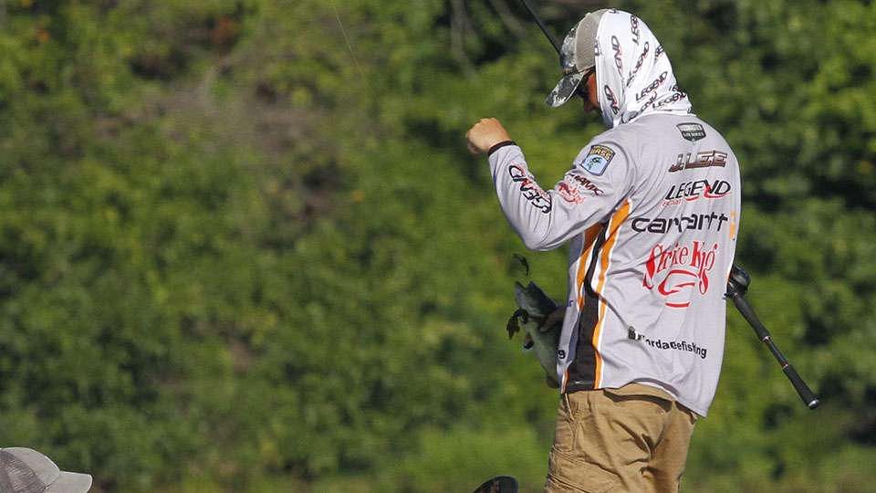 After leaving Keith Combs early on Day 4 we found a few other Top 12 competitors around the Potomac River. The first was young-gun Jordan Lee.
