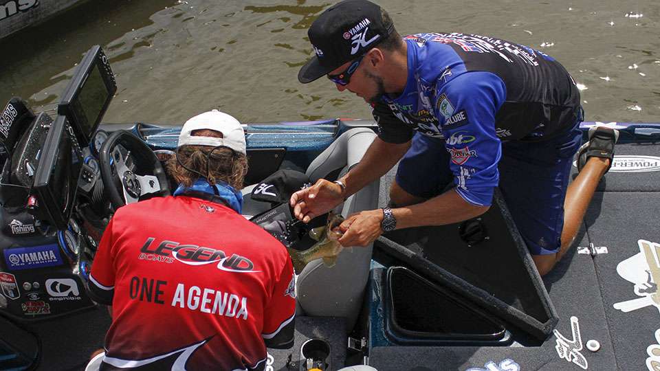 Carl Jocumsen bags up his fish and ends the week with a two-day total of 17-15.