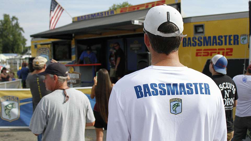 Fans gathered at Osborne Landing to cheer on their friends and favorite anglers. The final day weigh-in will not be at Osborne, but rather the Bass Pro Shops in Ashland, VA.