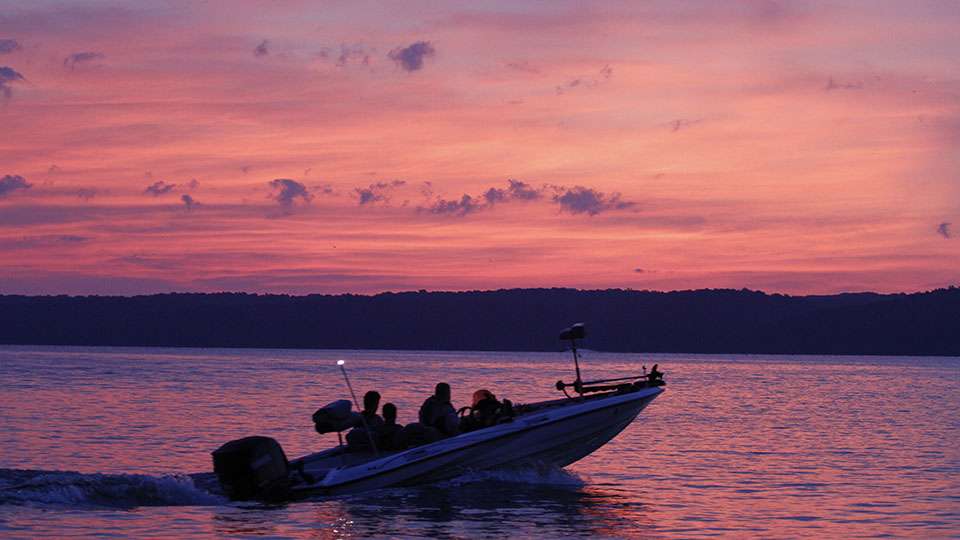 Day 2 of the Carhartt Bassmaster College Classic Bracket on Kentucky Lake dawned as the final four anglers competed for the shot at a Bassmaster Classic berth. The four anglers were split into two matchups. John Garrett of Bethel University competed against Taylor Bivins of Kansas State and Kyle Alsop of Kansas State versus Evan Coleman of Texas State.