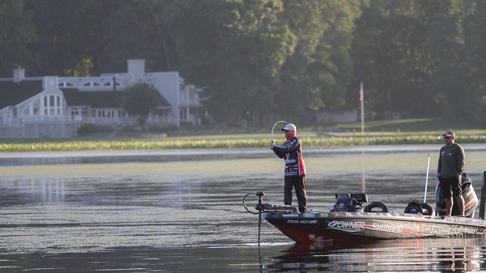 Head out on Day 1 of the Bassmaster Elite on the Potomac River presented by Econo Lodge. The tidal Potomac River is host to 107 of the best anglers in the world and it is the next to last regular season event for the Elite Series season.