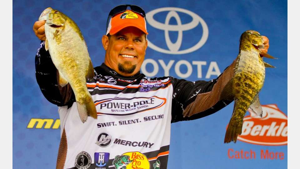 Chris Lane is fishing angry these last few days. He was in the Classic going into the La Crosse event, but fell to the bubble going into the AOY Championship. Heâs now in 43rd and on the outside looking in. He has to gain at least 12 places over his competition to get enough points to get back in. Heâs sitting in 40th in the derby giving him a lot of room, but slugfests like this make it hard to make big jumps. Still, Lane is known for having big final days in Elite competition.