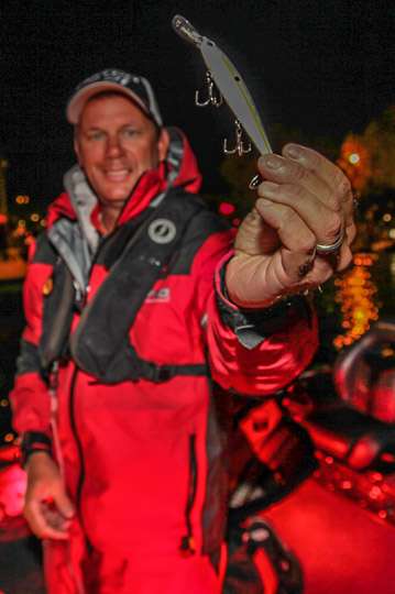 <b>Kevin VanDam</b><br>
Kevin VanDam closed out a successful 25th season on the Bassmaster Tournament Trail using a familiar lure. The Michigan pro and smallmouth expert chose a Strike King KVD 300 jerkbait to finish 10th at Mille Lacs. âDuring practice I caught six bass over 6 pounds,â he said. âThat is amazing, just amazing. â Those are high accolades from one of the greatest bass anglers of all time.  