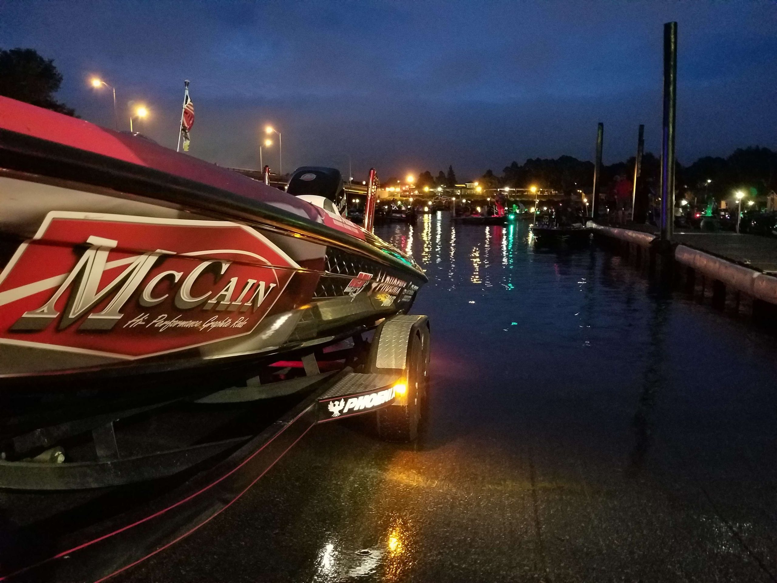 See all the early Day 1 action from the Plano Bassmaster Elite at the Mississippi River presented by Favorite Fishing.