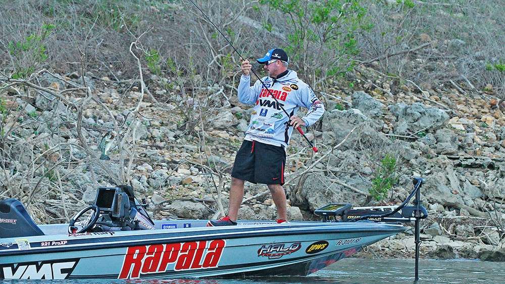 Randall Tharp, 3rd place,  776 points.
<br>Event won in 2016: Bassmaster Elite at Bull Shoals/Norfork