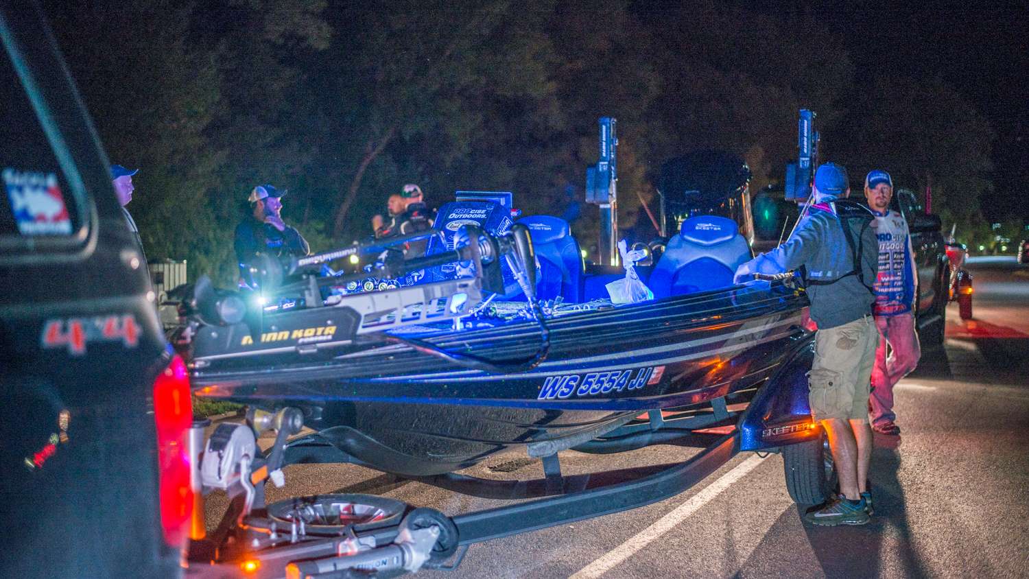 Its an important Day 2 on Lake Champlain at the Bass Pro Shops Northern Open as anglers have a second chance to jockey for position before we cut the field down to the top 12. 