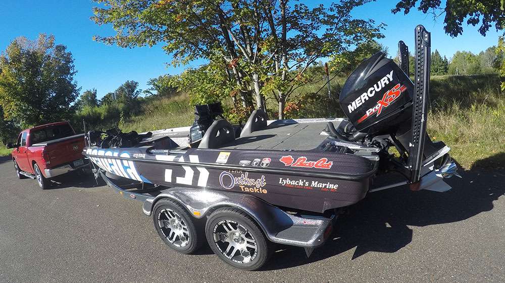 On the final morning of the Toyota Bassmaster Angler of the Year Championship, Minnesota native and Mille Lacs smallmouth junky Seth Feider accepted my request to shoot a pre-tournament photo gallery. Here's a look at his last day of preparation before the big event begins on Thursday.
