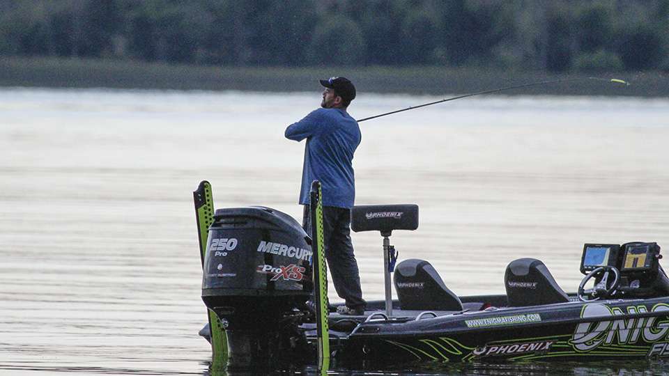 The duo of Jesse Tacoronte and his co-angler Ryan Kempton were trying to get started with some early fish.