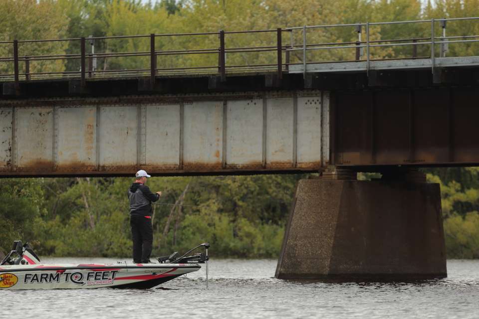 Today marked Day 3 of the Plano Bassmaster Elite at the Mississippi River presented by Favorite Fishing, but it's also another tally mark in the books for a chance at Angler of the Year. We started following Andy Montgomery, who finished Day 3 in 43rd place.