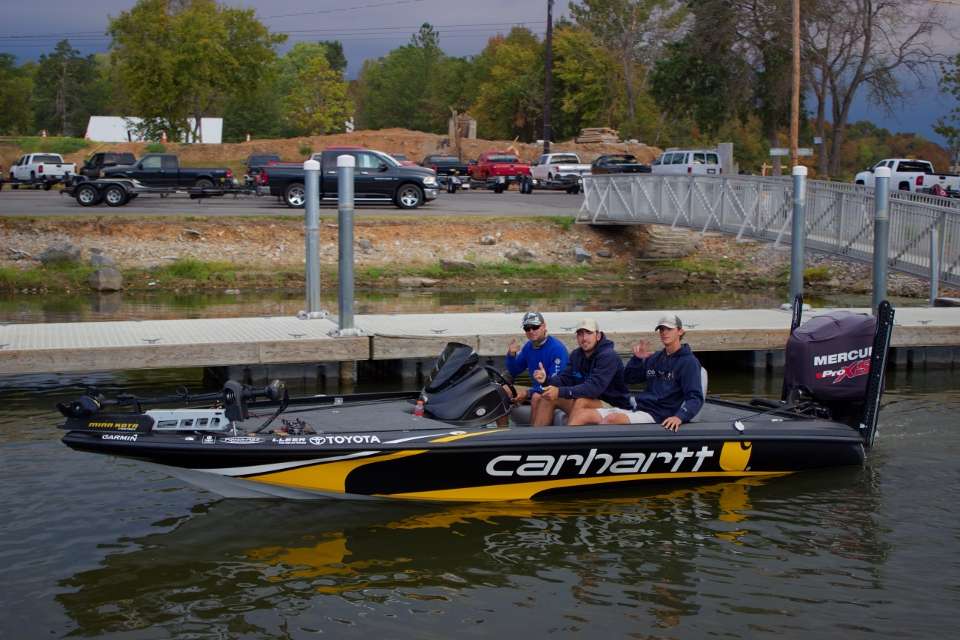 Since fishing was tough on Saturday, Carhartt pro Matt Lee decided launch at Mud Creek to get a change of scenery for Sunday.