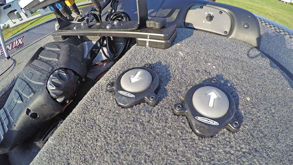 Power-Pole foot pedals are immediately adjacent to his Fortrex's pedal. The shallow-water anchoring system is imperative to being stealthy in your approach.