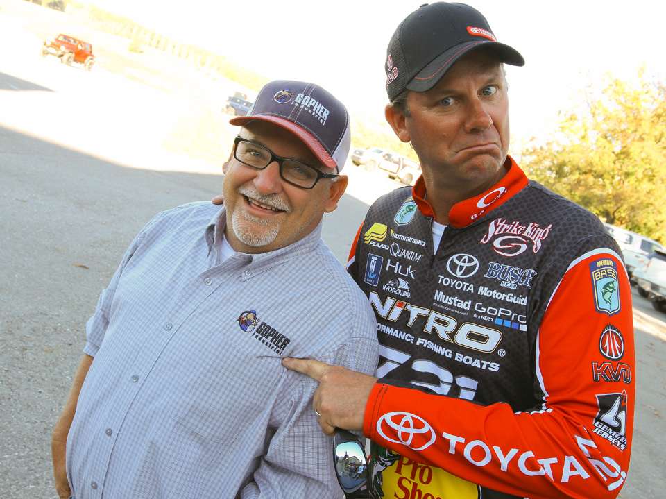 Kevin VanDam found the last man in line was his old friend Carl Svebek. Svebeck is fishing the tournament with one of the owners of B.A.S.S., Jerry McKinnis. 