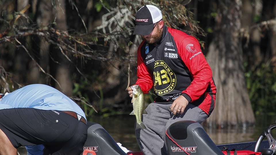 It indeed was, leaving him three fish to get his limit. Meanwhile his co-angler, Day 2 leader Blake Naquin, had his three-fish limit and was hoping to close the door on the co-angler title.