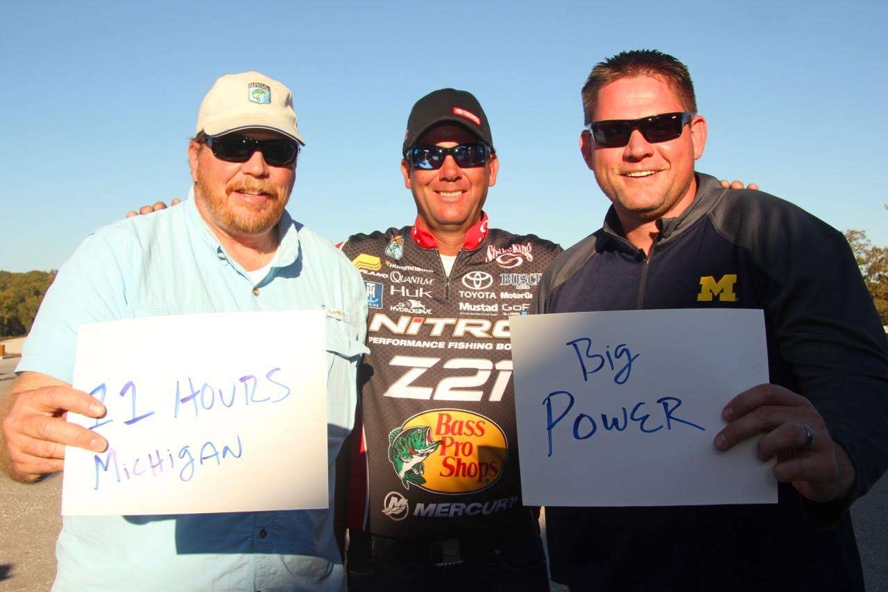 Scott Gildea and Jeff Tennant liked the âBig Powerâ their Tundra delivered en route to Table Rock from their hometown of Kalamazoo, Michigan â yep, home to KVD. 