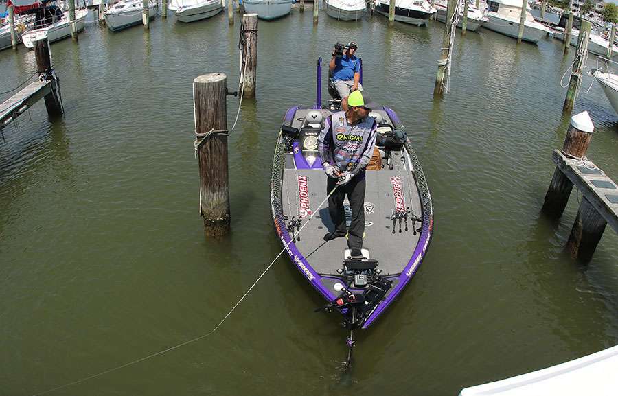     
Martens began the final day on Chesapeake Bay with a 5-pound lead, and viewers could watch and hear his worries as he struggled through a difficult morning. He went three hours without a bite and lost several fish that short-striked his bait.
