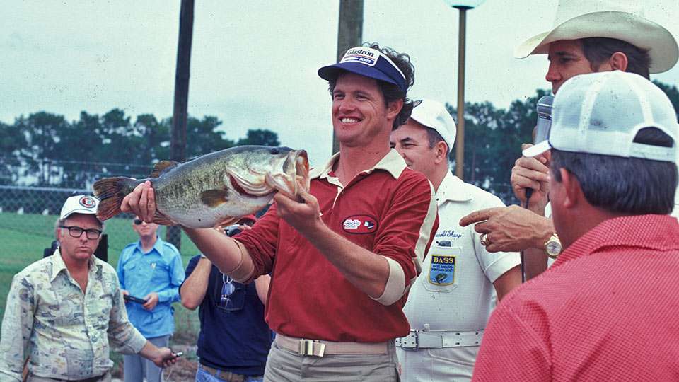   <b>1984 BASSMASTER CLASSIC:</b> By 1984, Rick Clunn was no stranger to Bassmaster Classic success. Not only had he won back-to-back world championships in 1976 and 1977 (pictured), he was one of just two anglers with a pair of Classic titles (Bobby Murray won in 1971 and 1978). Between 1976 and 1979, Clunn had accomplished the nearly unimaginable feat of winning twice and finishing second and third in the other two events. The Classic was his personal stage.